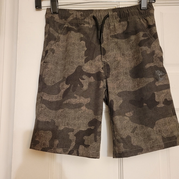 Timberland Boys Camouflage Shorts Dark-Olive Green S/P/CH - Picture 5 of 12
